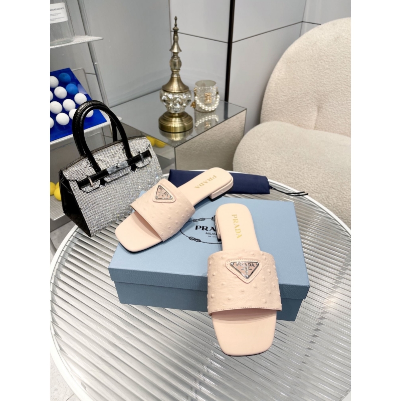 Pra*a slippers